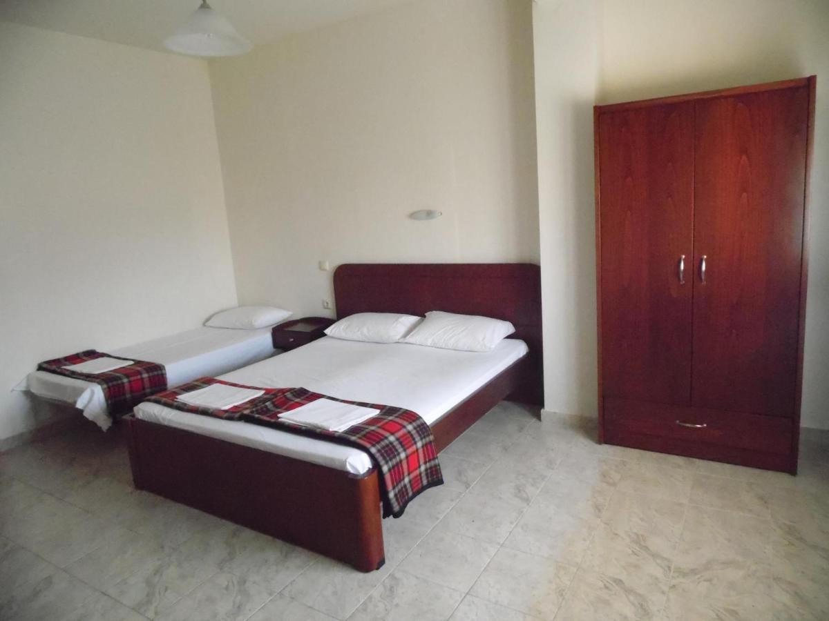 Christos Rooms Stavros  Exterior foto
